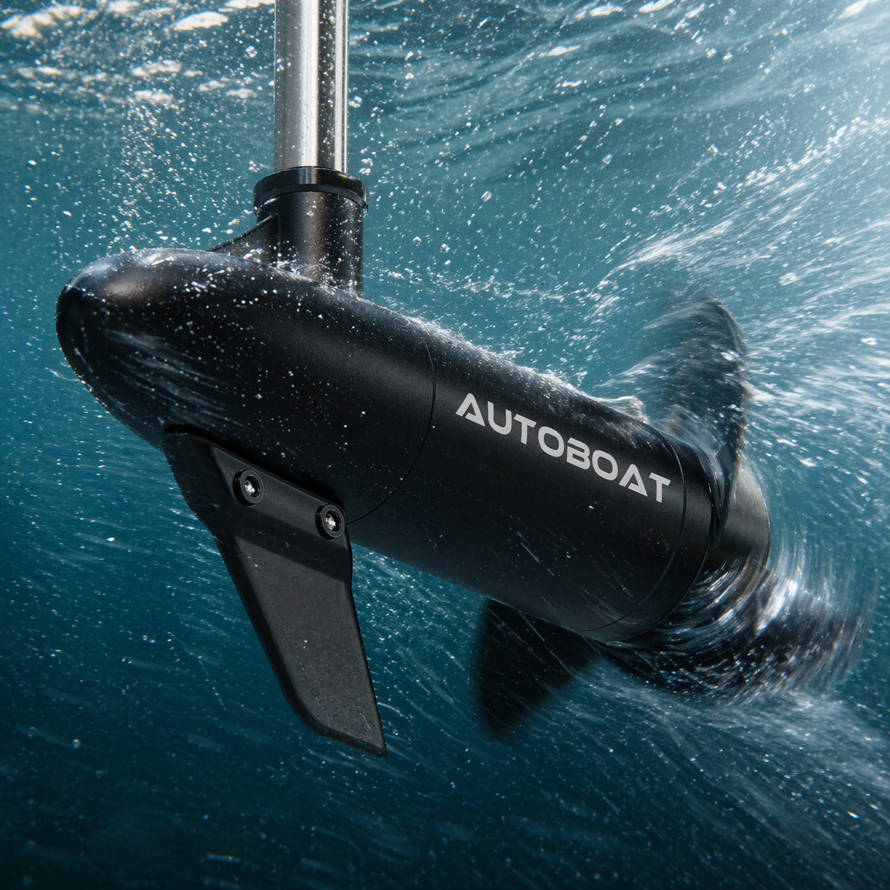 Detalhe do motor AutoBoat submerso